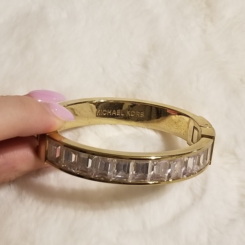 MICHAEL KORS CRYSTAL BRACELET